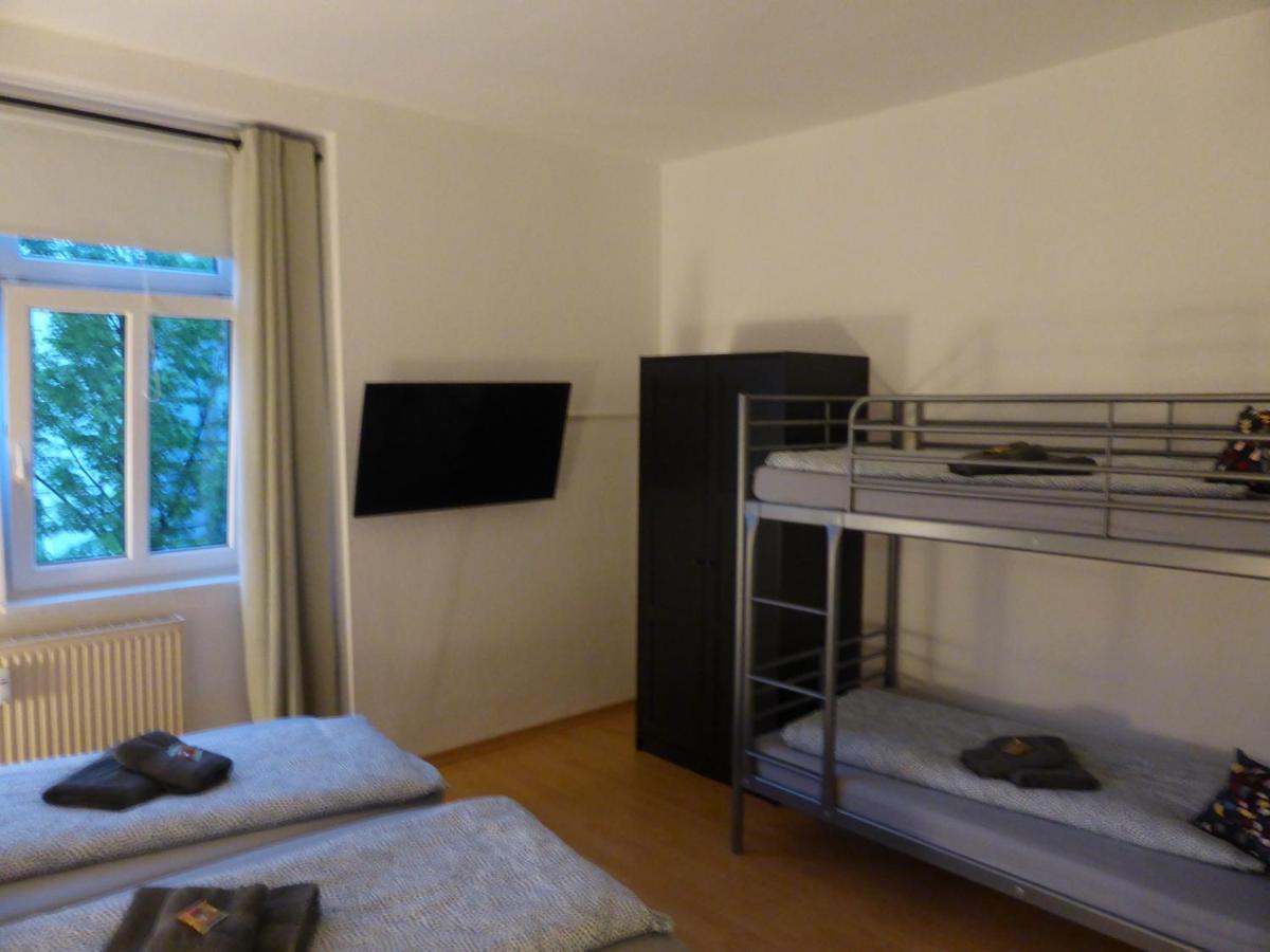 Apartment Napoleon, Naehe Zentrum, 2 Schlafzimmer, Grosser Balkon, Free Wifi ,Parken Jena Exterior foto