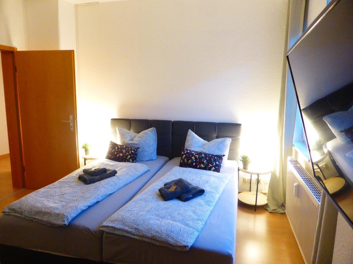 Apartment Napoleon, Naehe Zentrum, 2 Schlafzimmer, Grosser Balkon, Free Wifi ,Parken Jena Exterior foto