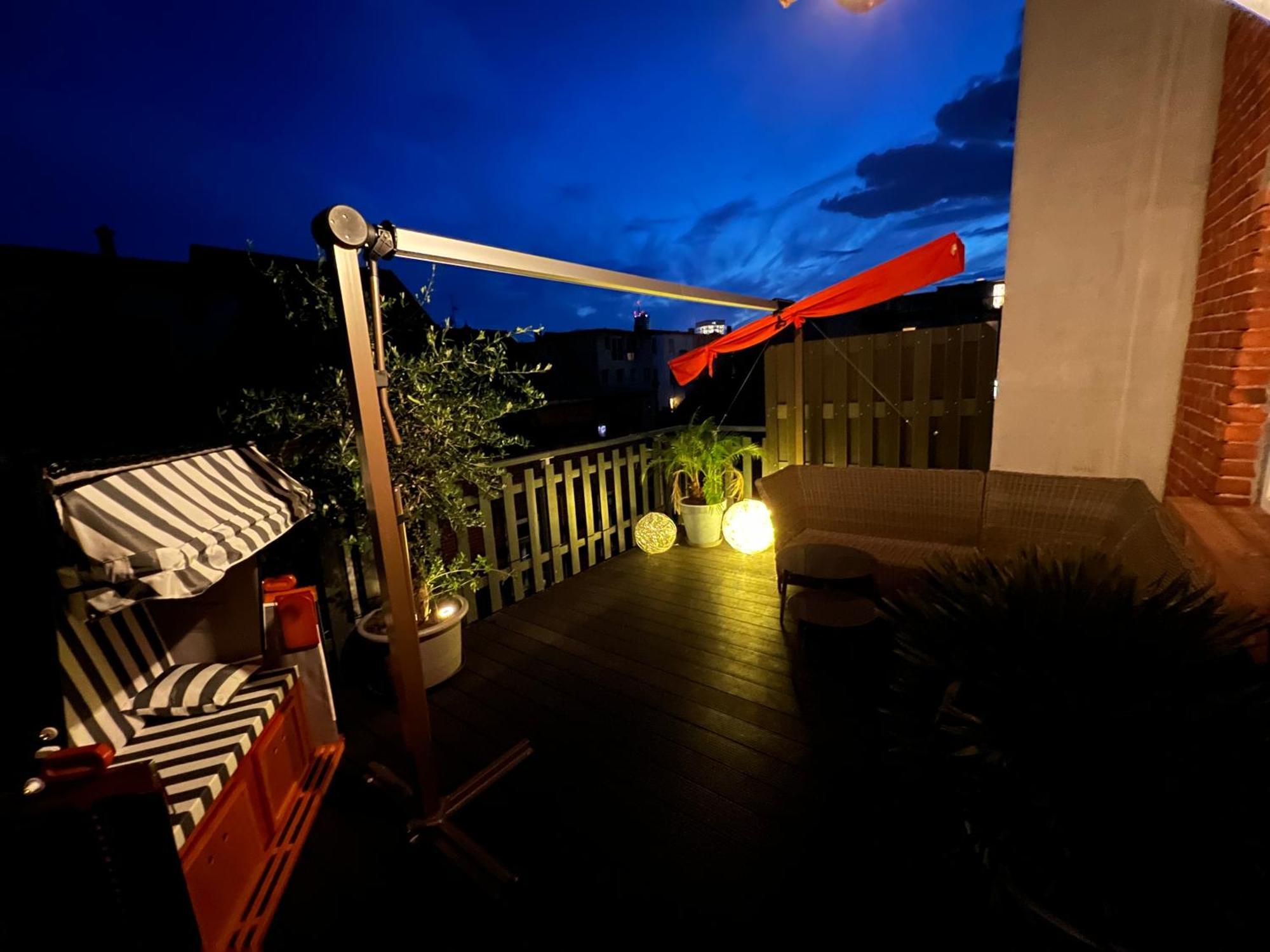 Apartment Napoleon, Naehe Zentrum, 2 Schlafzimmer, Grosser Balkon, Free Wifi ,Parken Jena Exterior foto